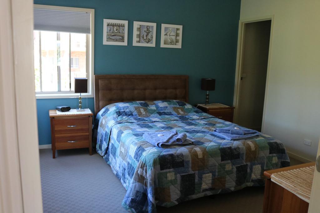 Beaches Apartments Merimbula Room photo