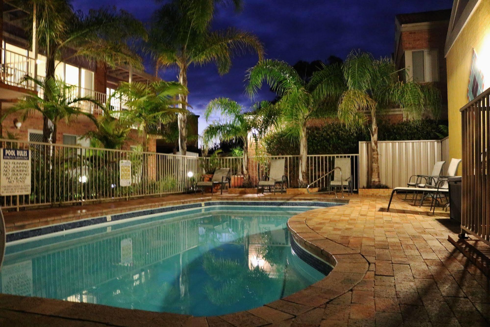 Beaches Apartments Merimbula Exterior photo