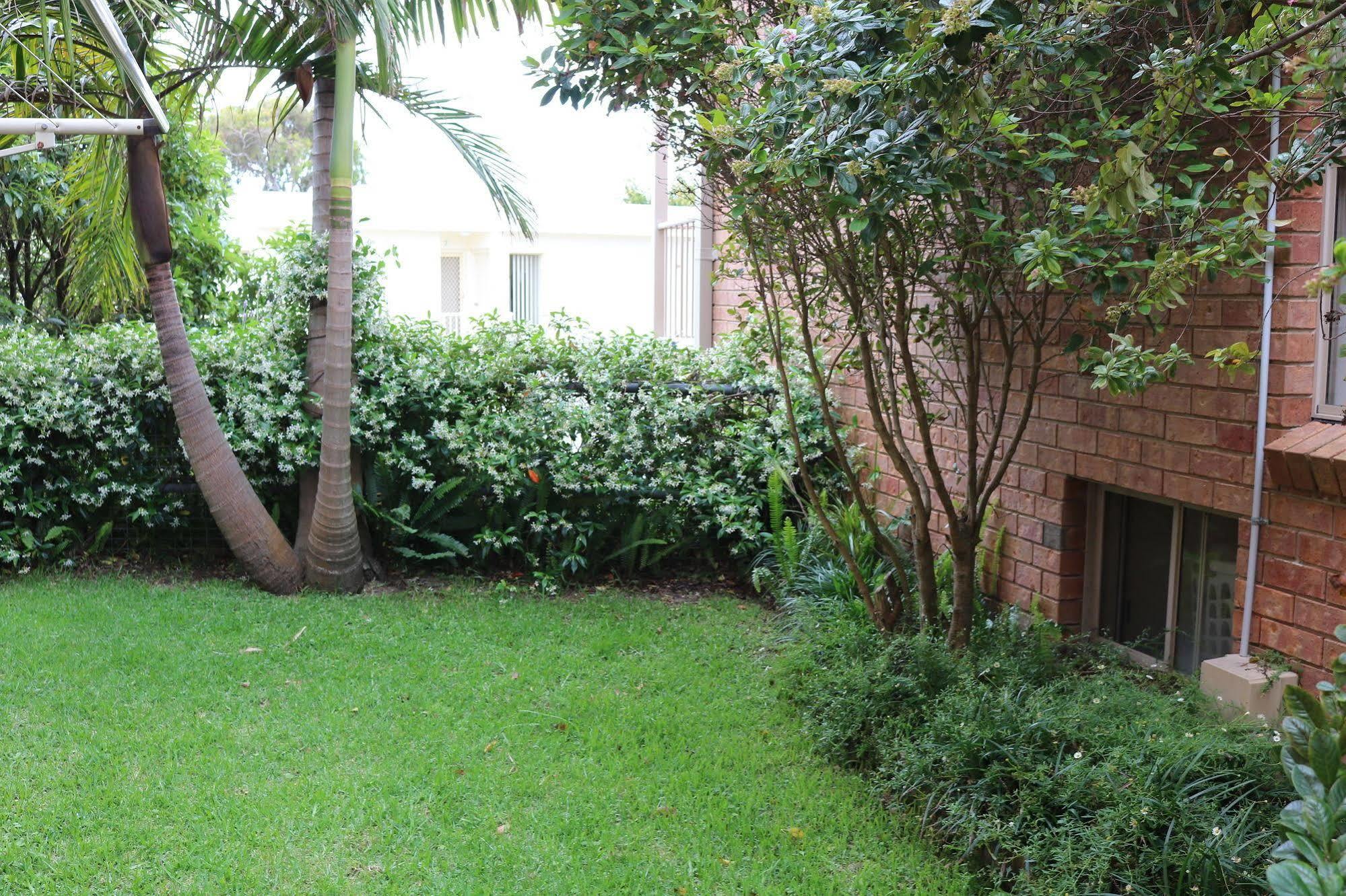 Beaches Apartments Merimbula Exterior photo